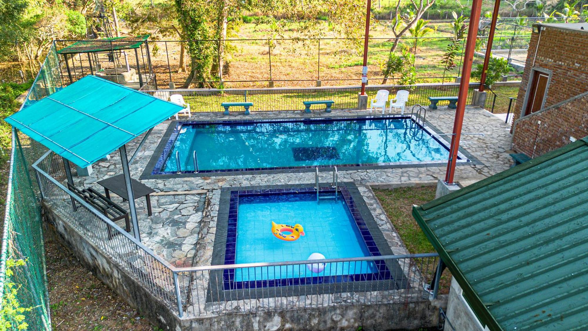 Hungili Farm & Eco Resort Maho Exteriör bild